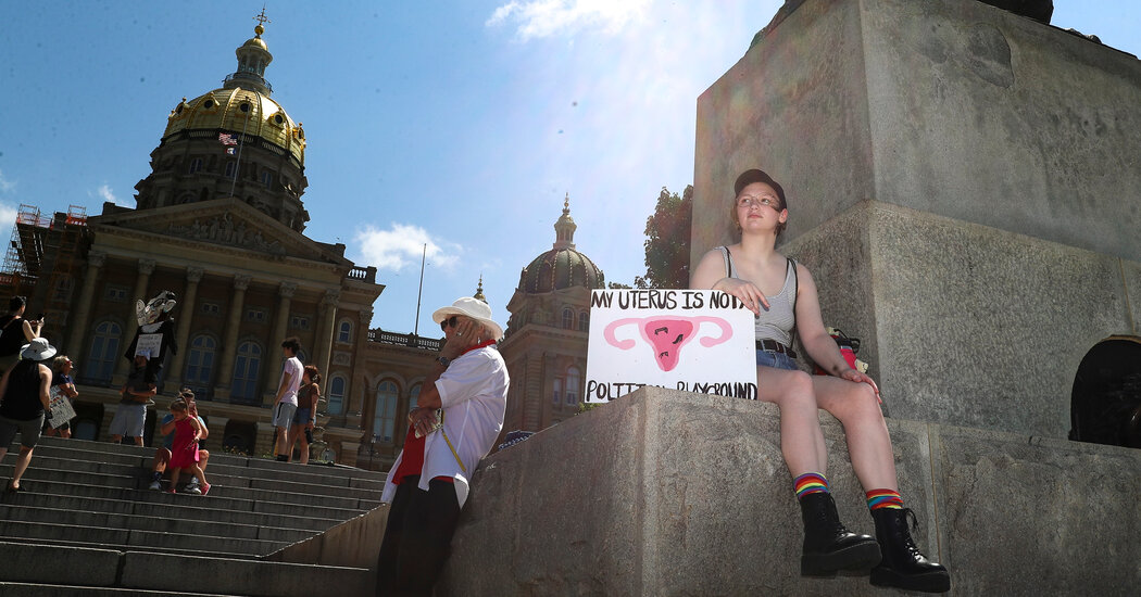 Iowa Republicans Aim to Sharply Limit Abortion in Special Session