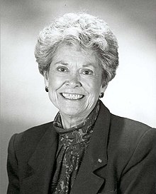 Joan Finney Biography, Age, Height, Wife, Net Worth and Family