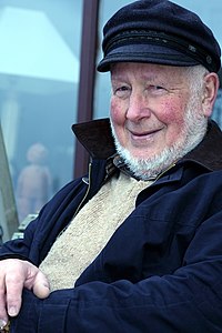 Julian Tudor-Hart Biography, Age, Height, Wife, Net Worth and Family