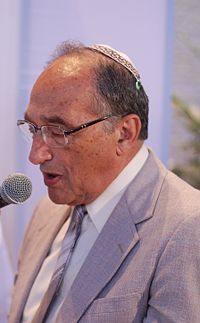 Murray Roston Biography, Age, Height, Wife, Net Worth and Family