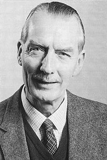 R. J. G. Savage Biography, Age, Height, Wife, Net Worth and Family