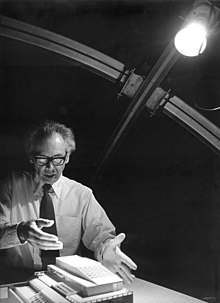 Ralph Lewis Knowles Biography, Age, Height, Wife, Net Worth and Family