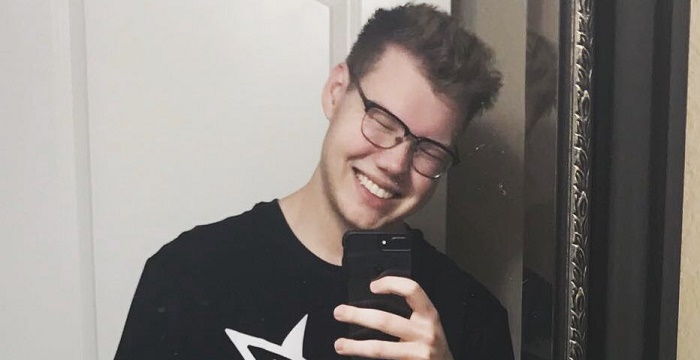 SeeDeng Bio Bio, Early Life, Career, Net Worth and Salary