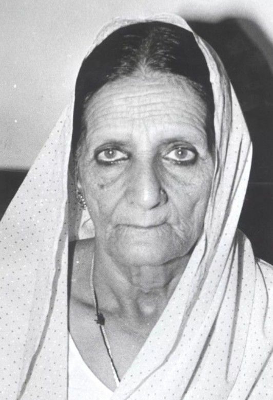 Shah Bano Begum (Shah Bano Case) Wiki, Age, Death, Husband, family, Biography & More