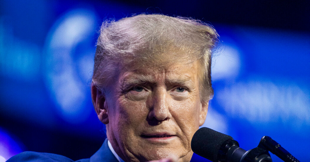 Trump Seeks U.A.W.’s Support as the Union Wavers on Backing Biden