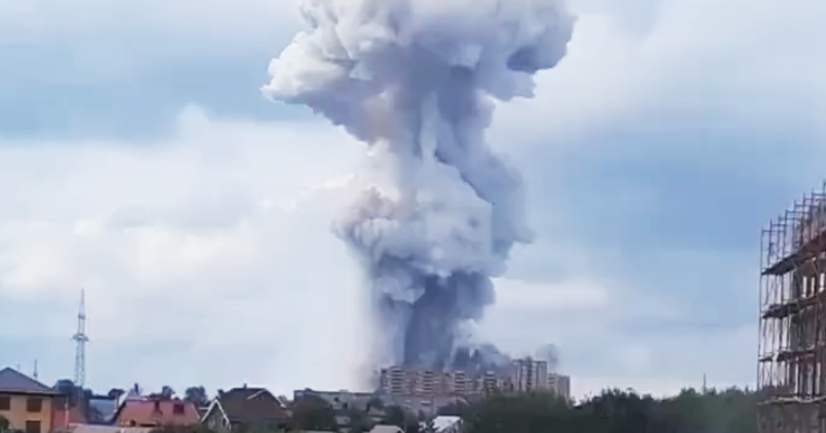 Massive explosion hits plant near Moscow, injuring dozens