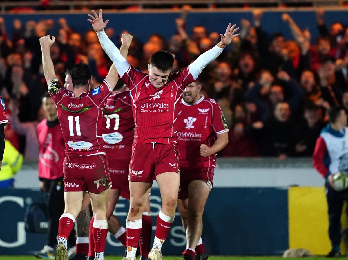 Joe Roberts to make debut as Wales change entire team to face England