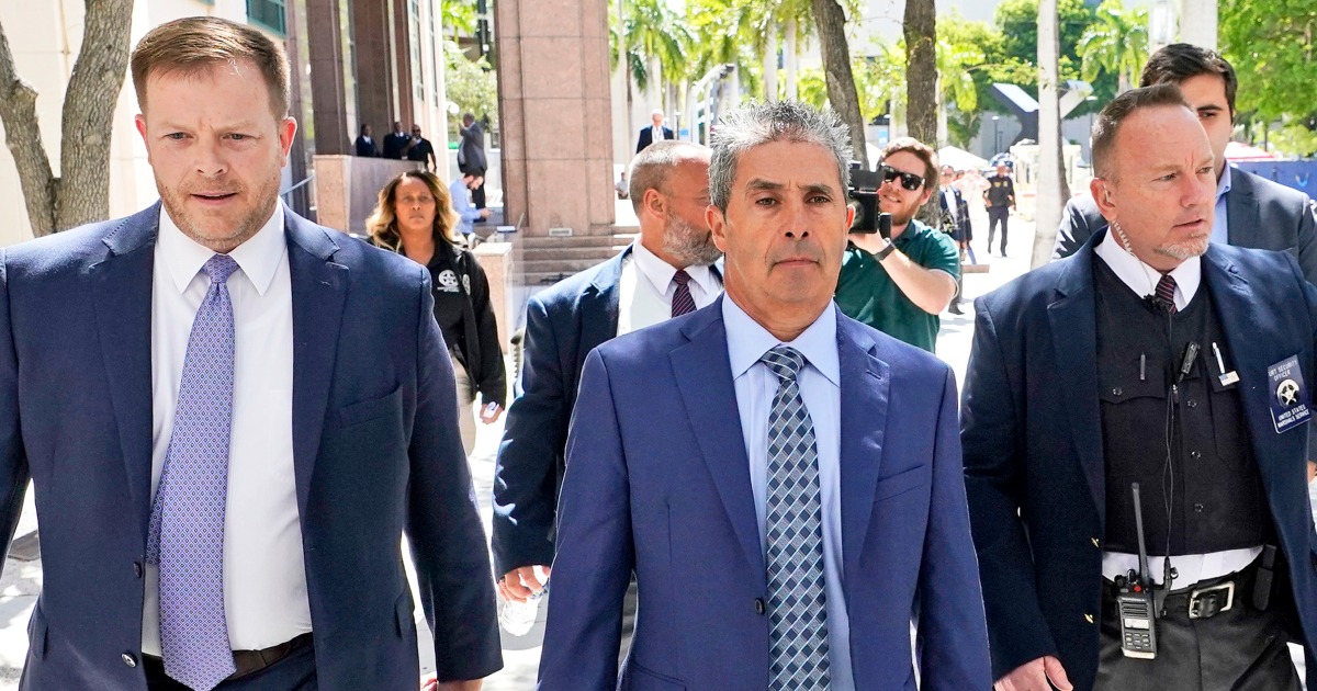 Trump co-defendant's struggle to find lawyers seen as 'delay tactic' by Florida lawyers