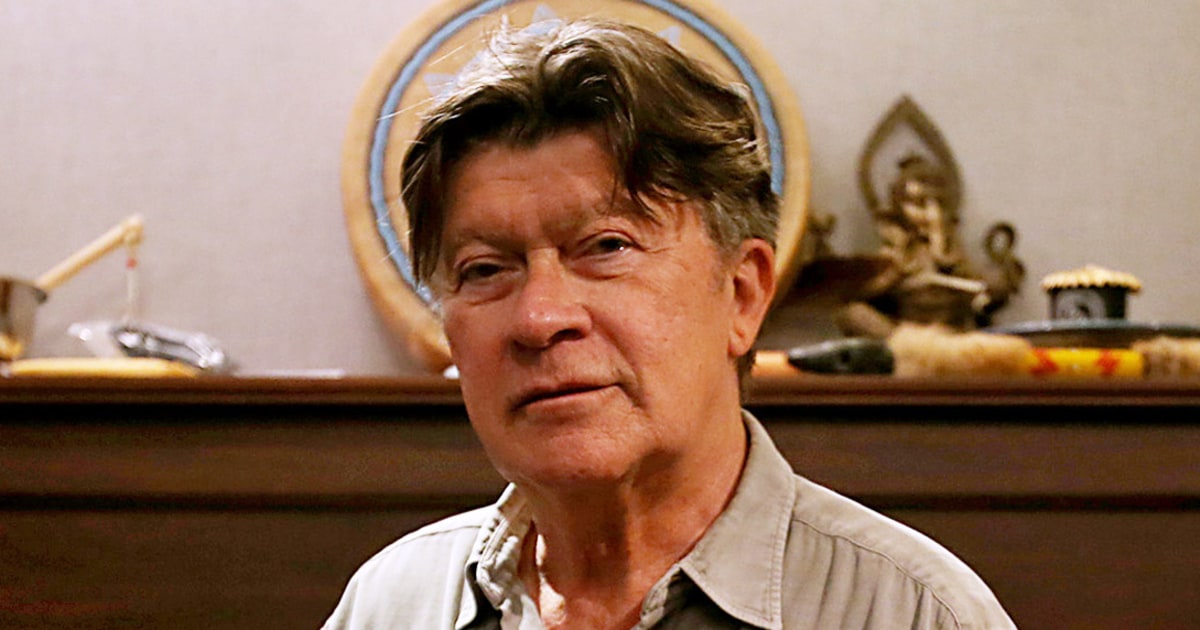 Robbie Robertson, leader of  The Band dies at 80