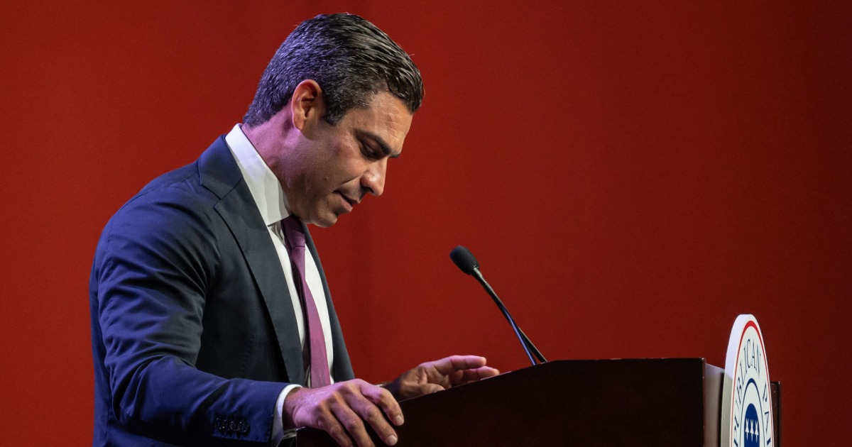 Francis Suarez suggests he may drop out of the presidential race if he doesn’t make the GOP debate