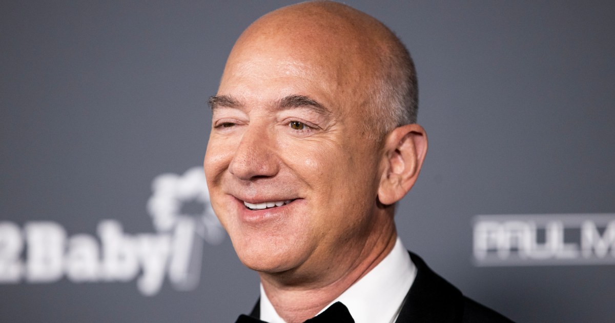 Amazon founder Jeff Bezos buys home in Miami's 'billionaire bunker.' Tom Brady will be his neighbor