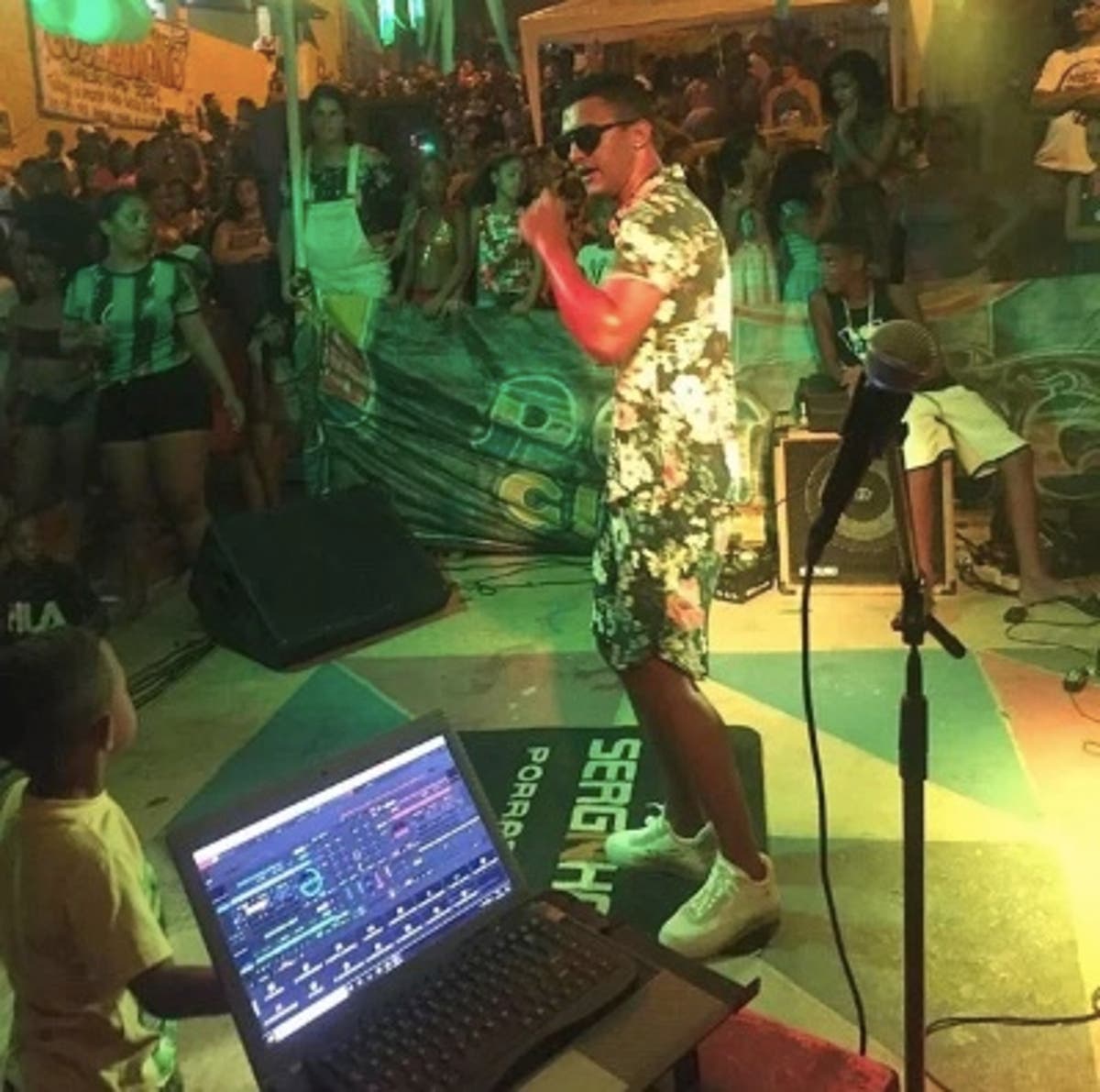 Singer shot dead while performing at concert