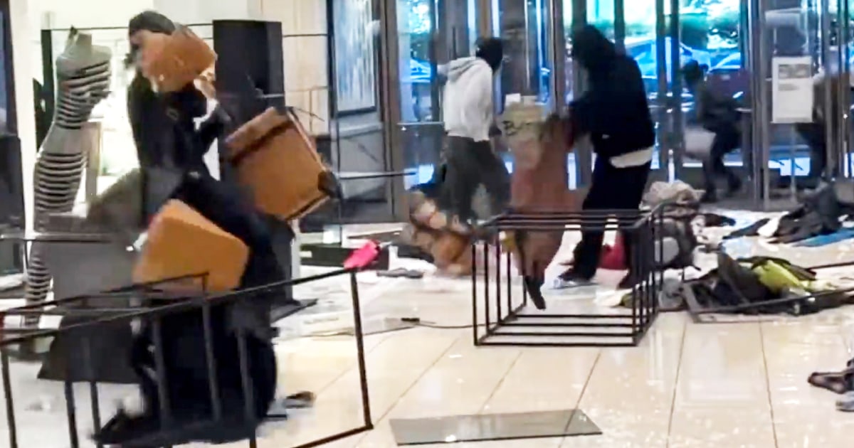 Another Los Angeles 'flash rob' swarms store, swipes $100K worth of merchandise