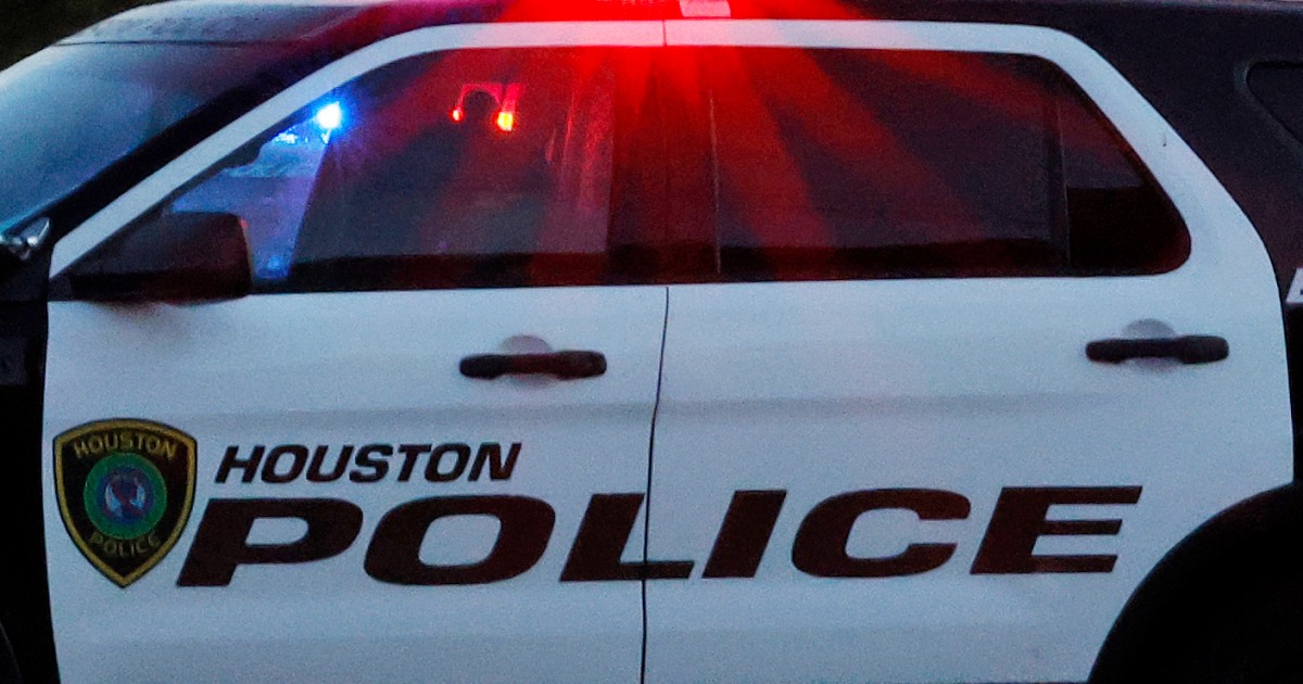 A 10-year-old girl stabbed her dad while he was assaulting her mom, Texas sheriff says