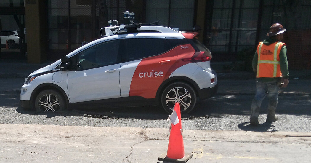 A Bumpy Ride for San Francisco’s Driverless Taxis