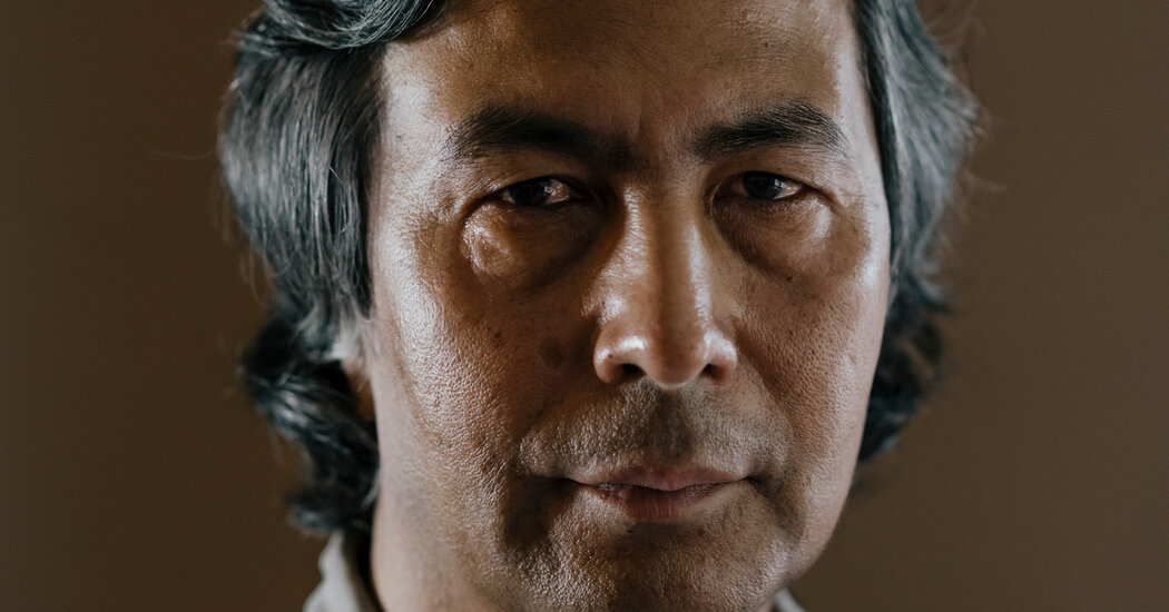 A Poet Captures the Terror of Life in an Authoritarian State