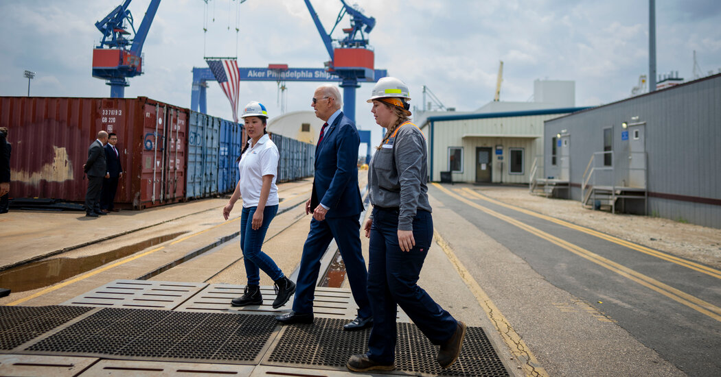 A Rising Tide Lifts Many Boats, but So Far Not Biden’s