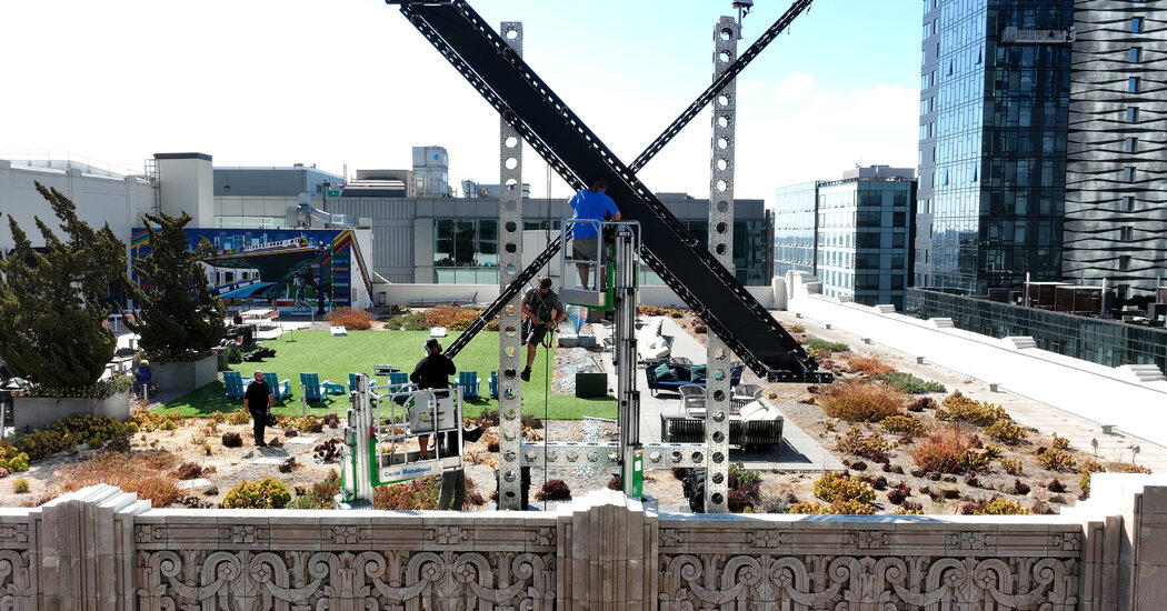 After Investigation and Complaints, Twitter Removes ‘X’ on Headquarters