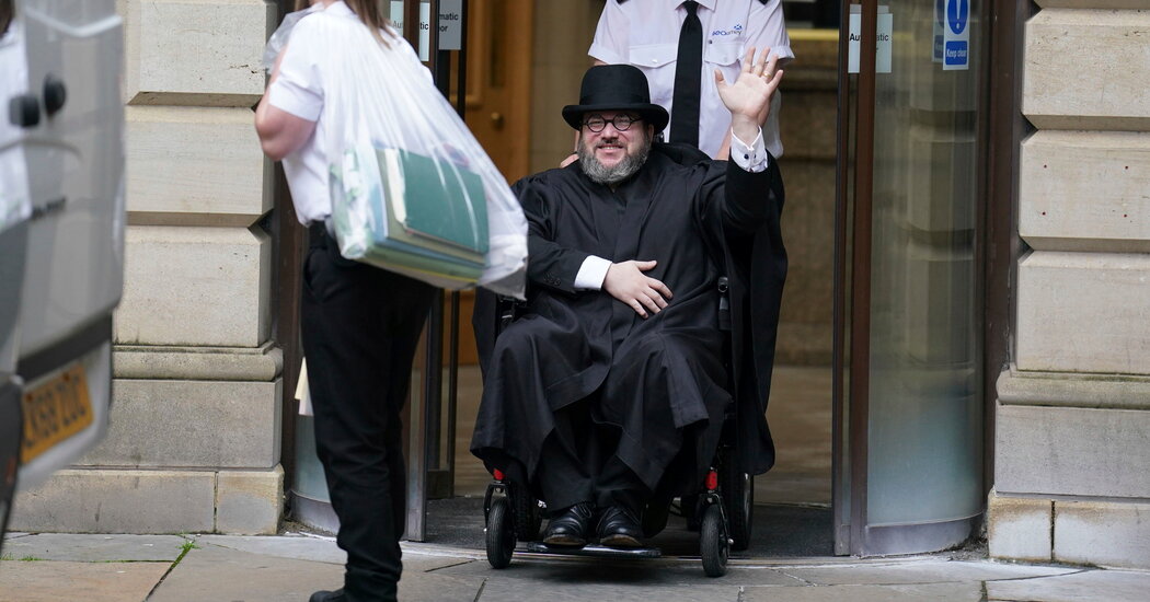 American Fugitive Who Faked His Death Can Be Extradited, Scottish Court Rules