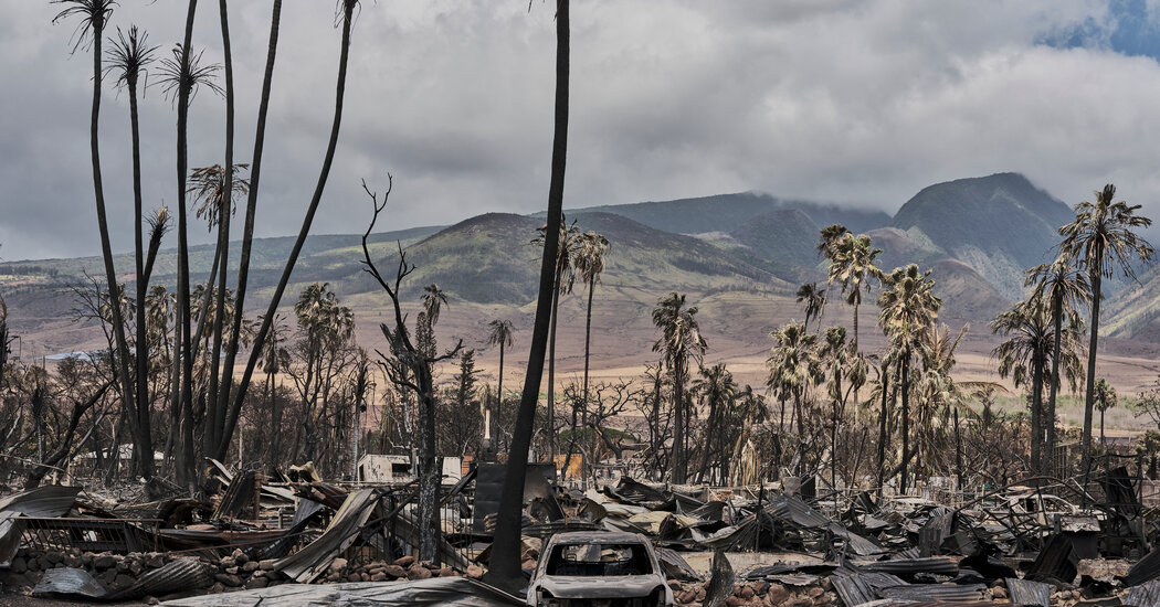 As Inferno Grew, Lahaina’s Water System Collapsed