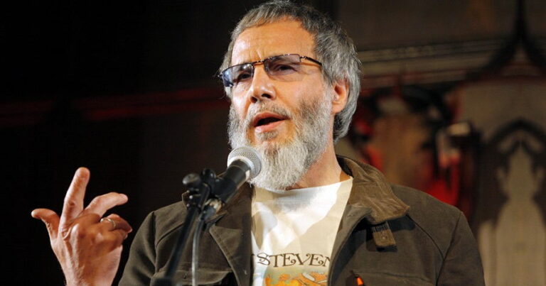 Cat Stevens Bio, Early Life, Career, Net Worth and Salary