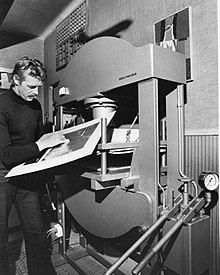 Harry van Kuyk Biography, Age, Height, Wife, Net Worth and Family