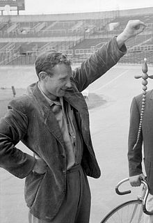 Jan Hijzelendoorn Biography, Age, Height, Wife, Net Worth and Family