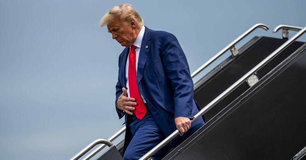 Judge Limits Trump’s Ability to Comment on Jan. 6 Evidence