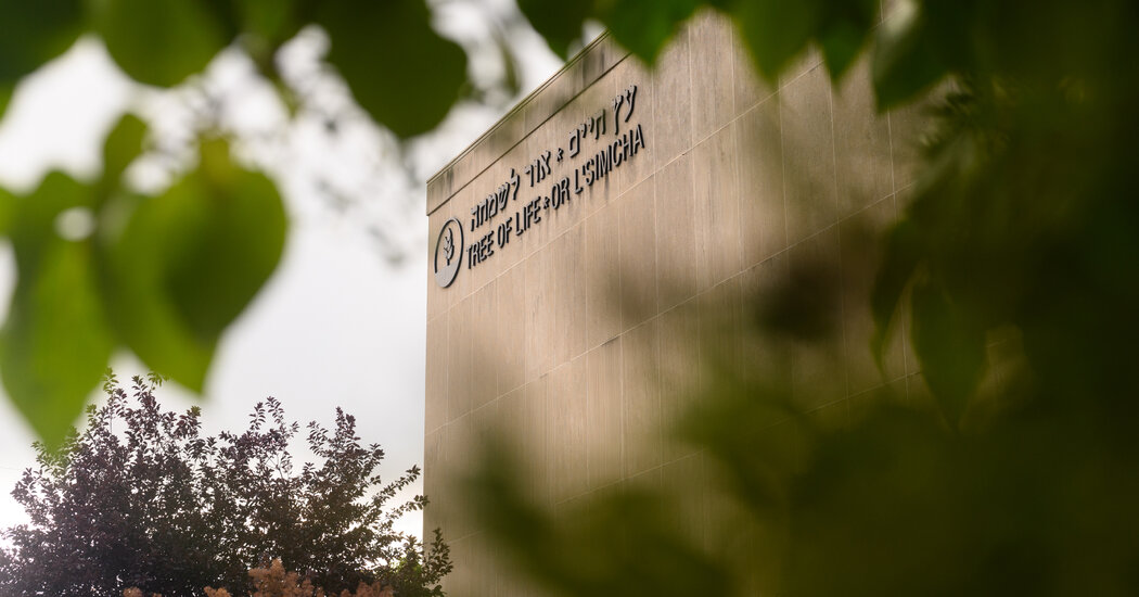 Jury in Pittsburgh Synagogue Trial Condemns Gunman to Death