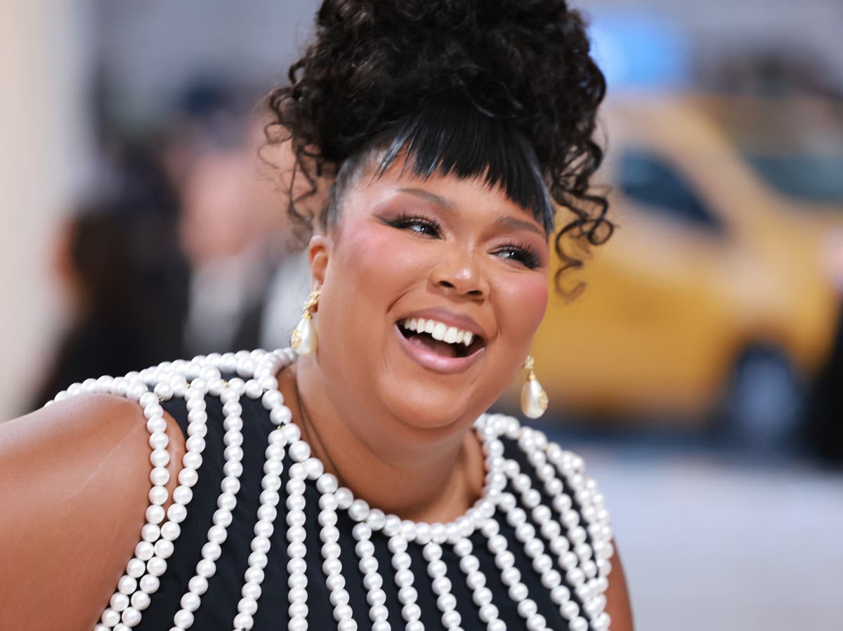 Lizzo accused of fat-shaming and sexual harassment in lawsuit from former dancers