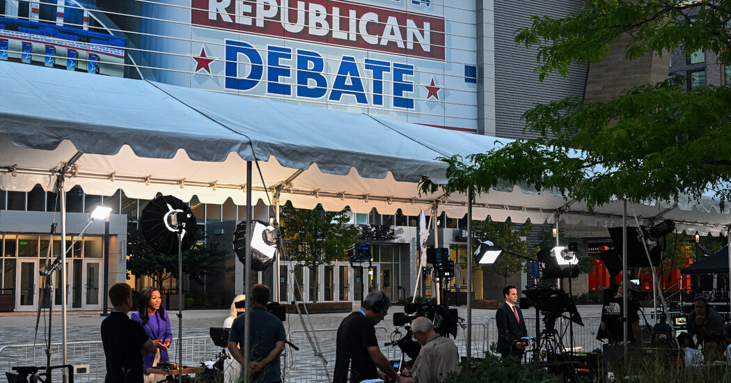 No Opening Statements, One Minute for Answers: The Debate Format