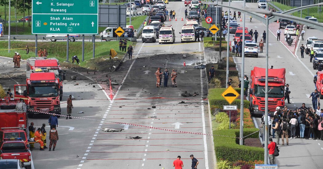 Private Jet Crashes on Highway in Malaysia, Killing 10