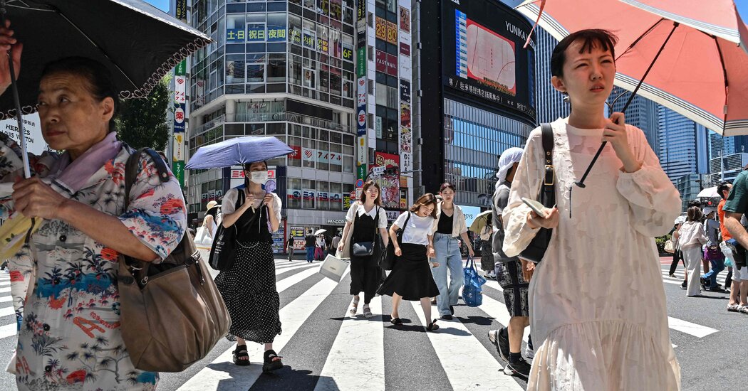Roaring Back From Pandemic, Japan’s Economy Grows at 6% Rate