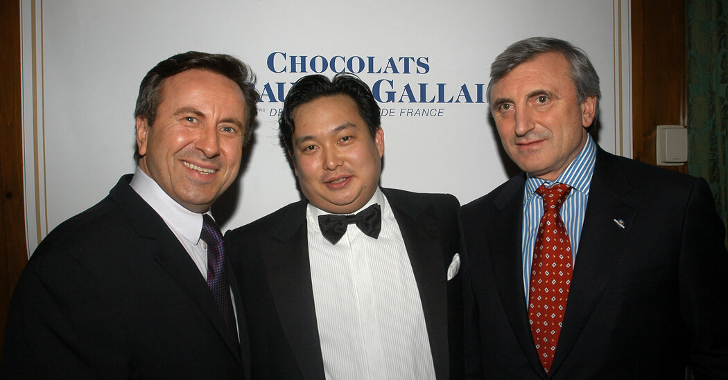 Scion of Family Tied to 2014 Ferry Disaster Is Being Extradited to South Korea