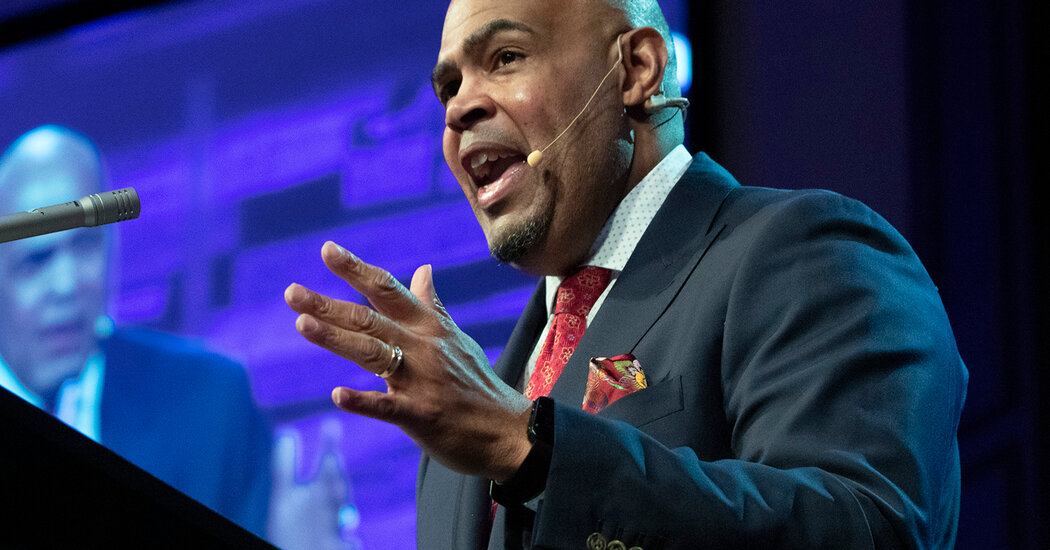 Southern Baptist Convention Leader Resigns Over False Résumé