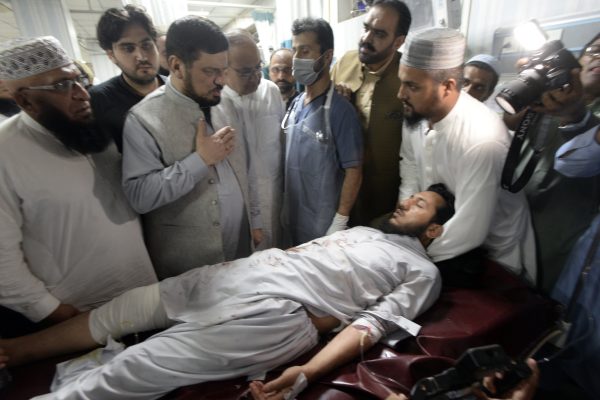 Suicide Bomber Kills At Least 44 People, Wounds 200 in Northwest Pakistan