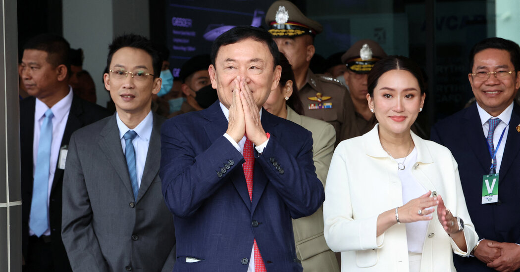 Thai Ex-Prime Minister Returns From Exile, Adding to Political Chaos