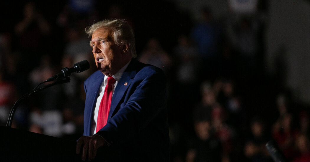 Trump Shakes Up His Georgia Legal Team Ahead of Atlanta Booking