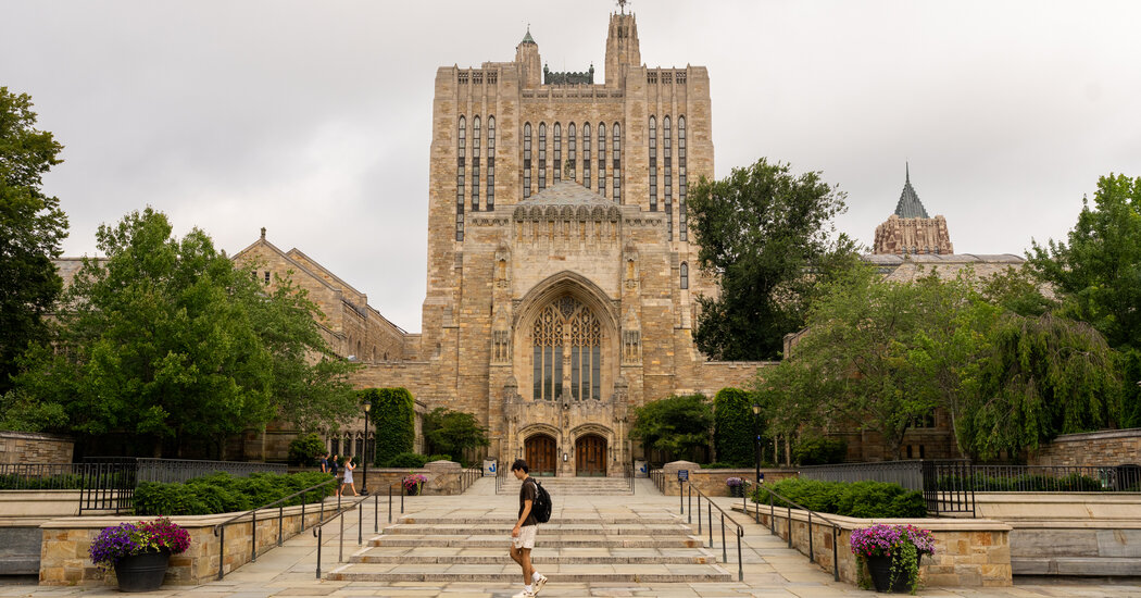 Yale’s President Announces He Will Step Down