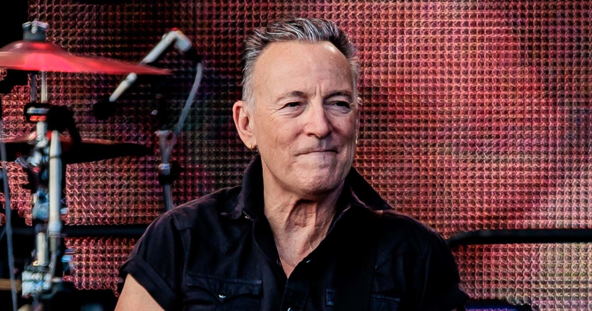 Bruce Springsteen postpones 8 September shows over health issue