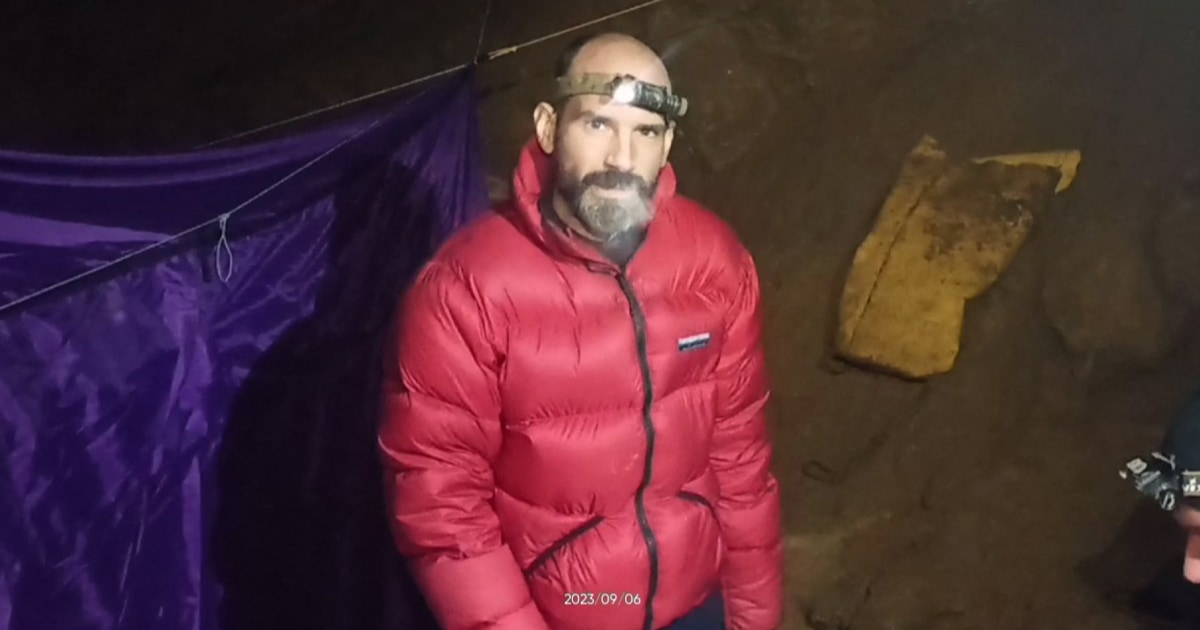 Rescue begins for American scientist trapped 3,000 feet inside Turkish cave