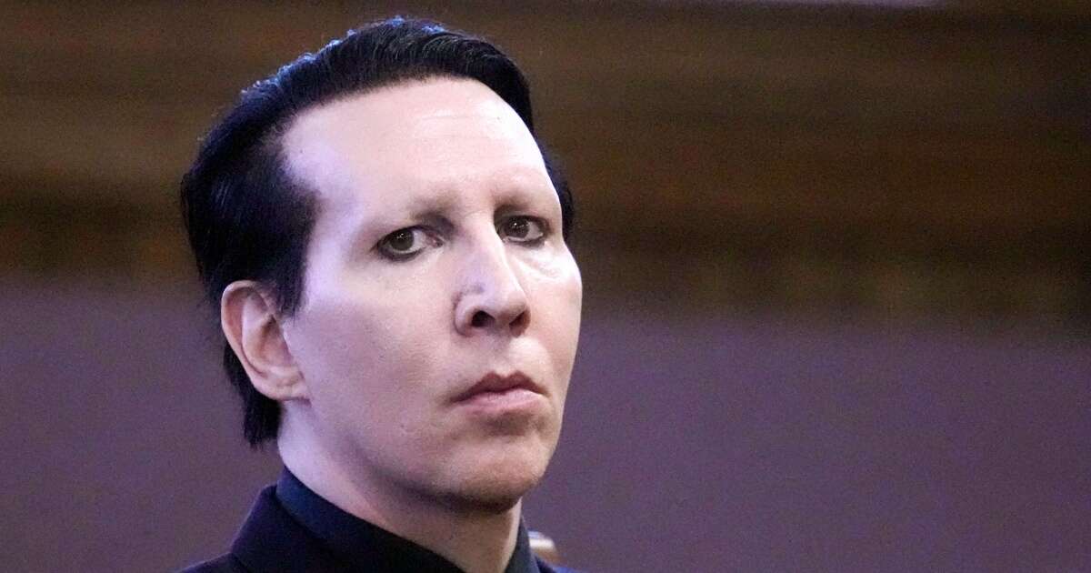 Marilyn Manson gets community service for blowing his nose on a concert videographer