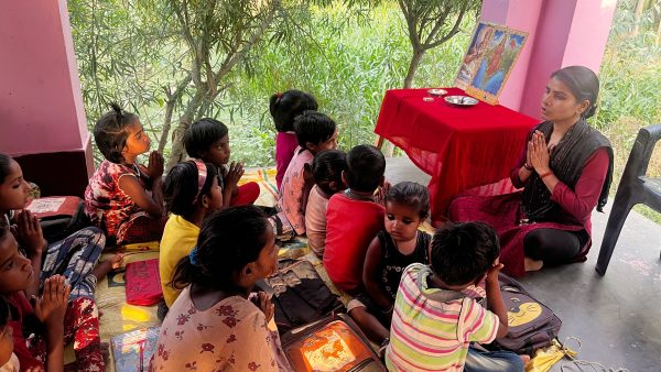 In India, Hindutva Schools Are Indoctrinating Poor Children