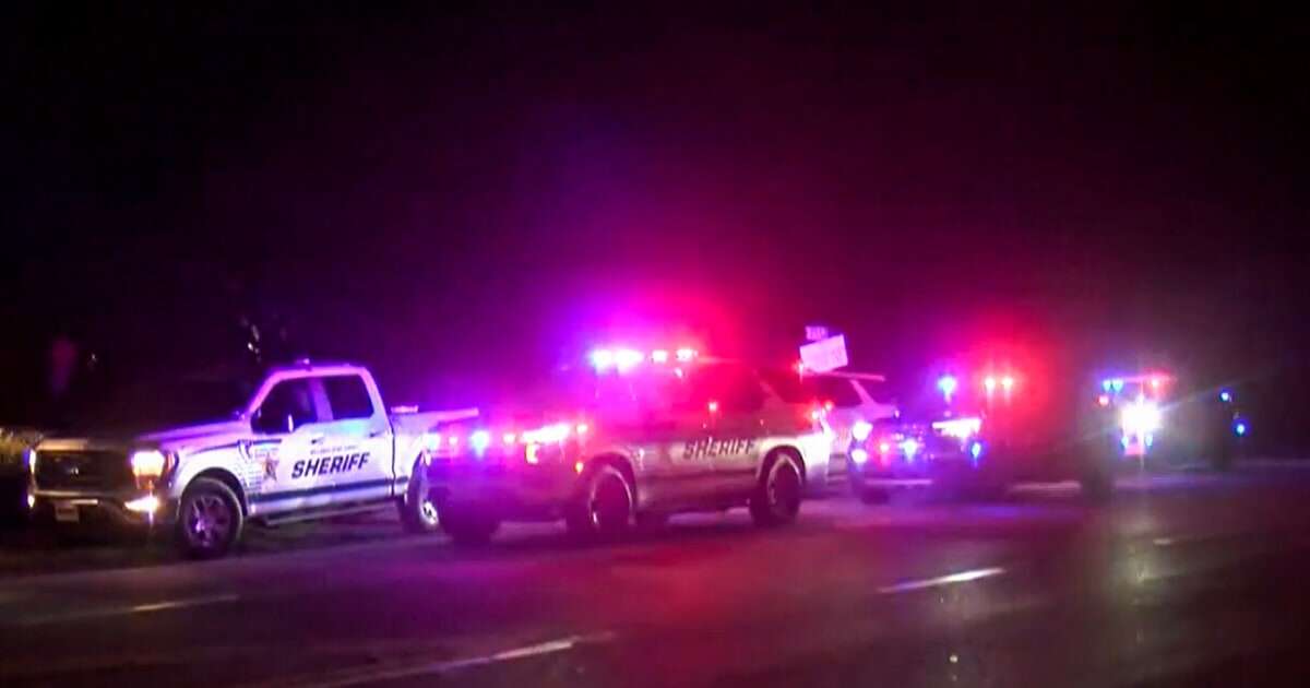 5 dead, including 2 children, after train crashes into car crossing railroad tracks in Florida