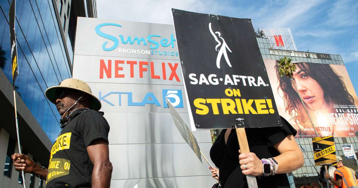 SAG-AFTRA to resume negotiations with Hollywood studios next week