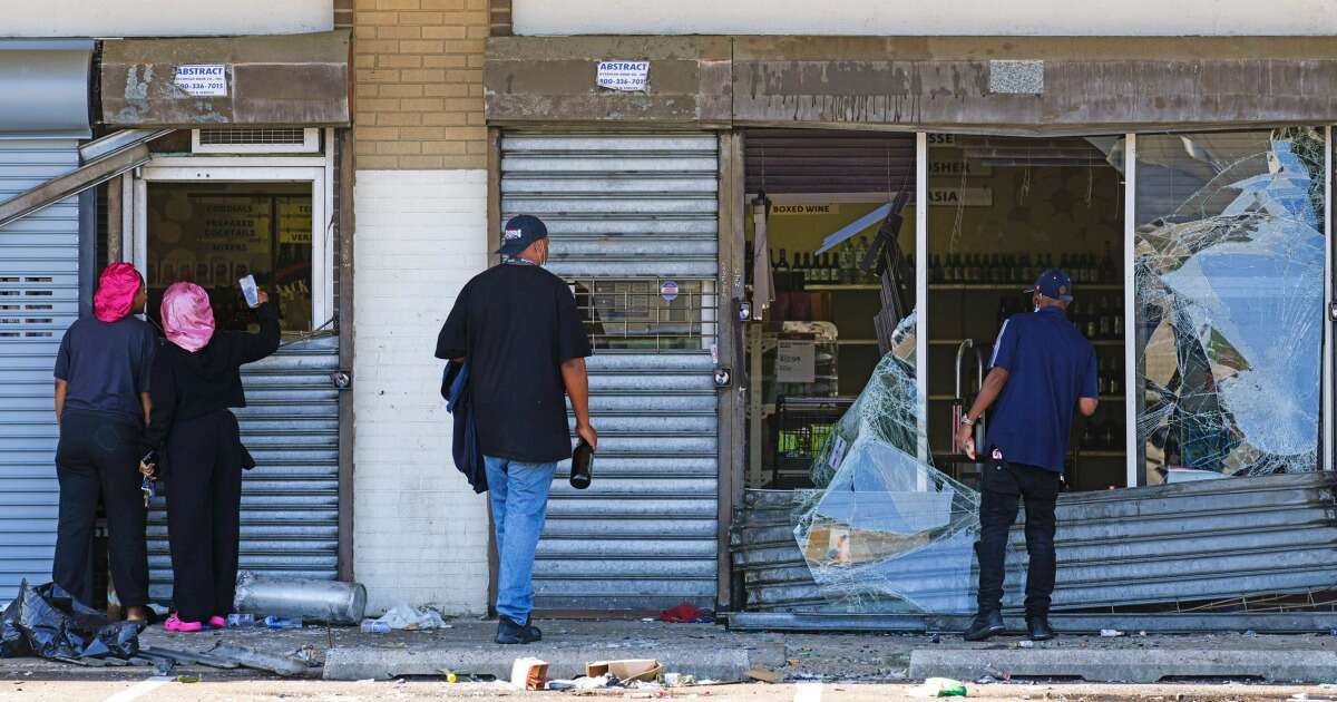 12 people arrested following another night of looting in Philadelphia