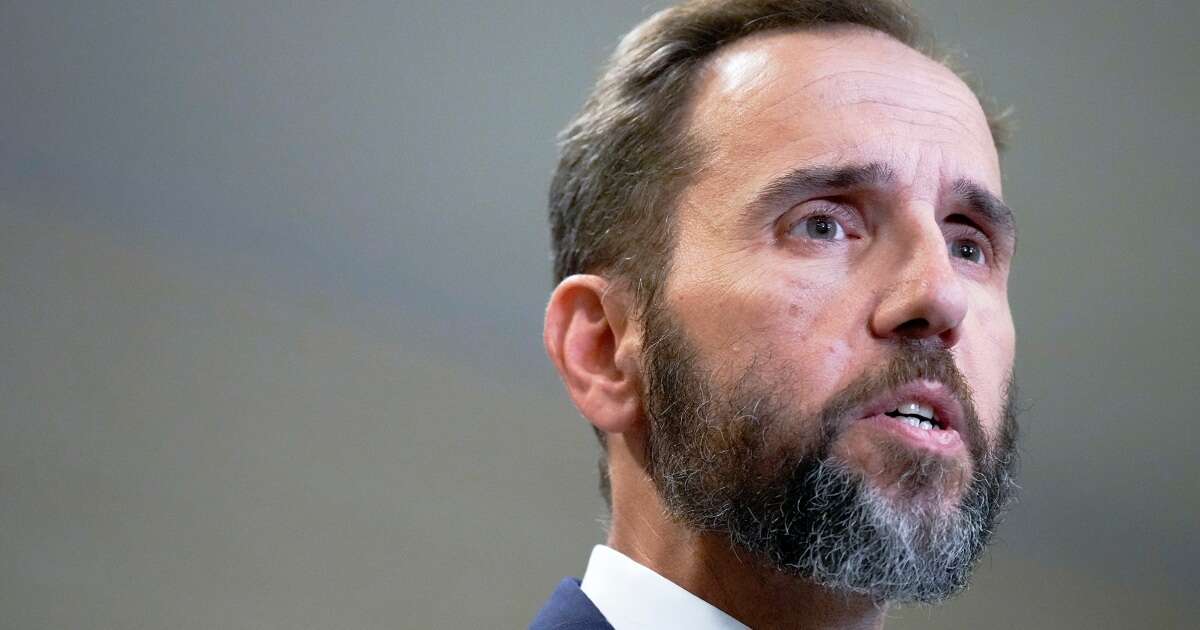 Prosecutors cite more Trump remarks in renewed push for gag order