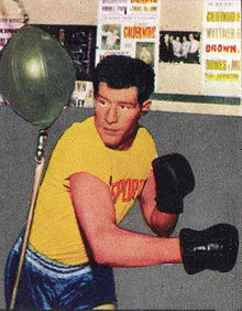 Chic Calderwood Biography, Age, Height, Wife, Net Worth and Family