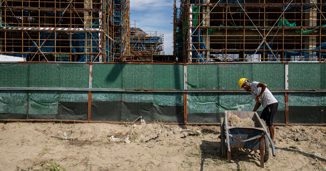 Country Garden Makes $22.5 Million Payment, With $15 Billion To Go