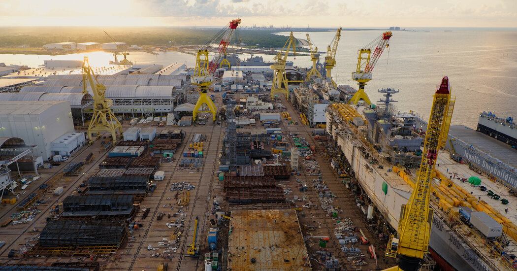 Faced With Evolving Threats, U.S. Navy Struggles to Change